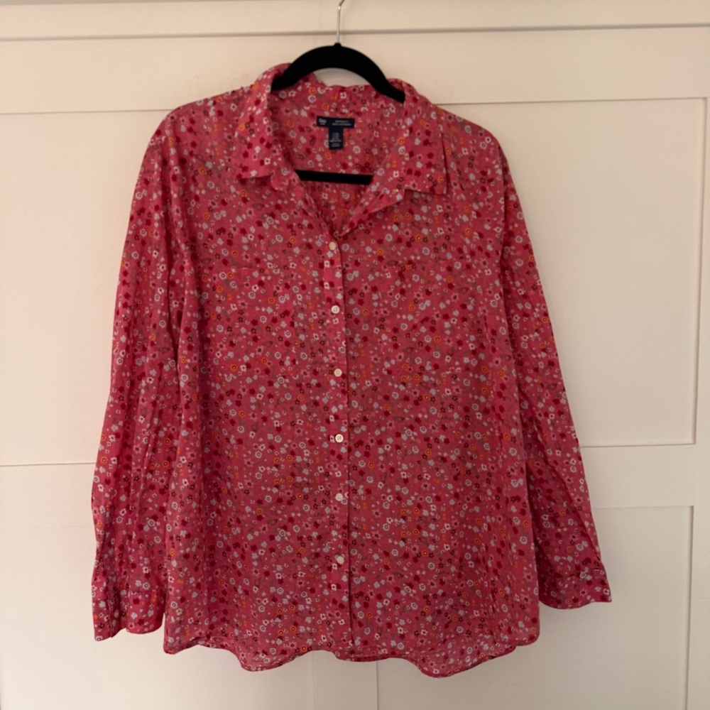 GAP Floral Boyfriend Fit Button-Up Lightweight Blouse - XXL